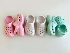 Clogs