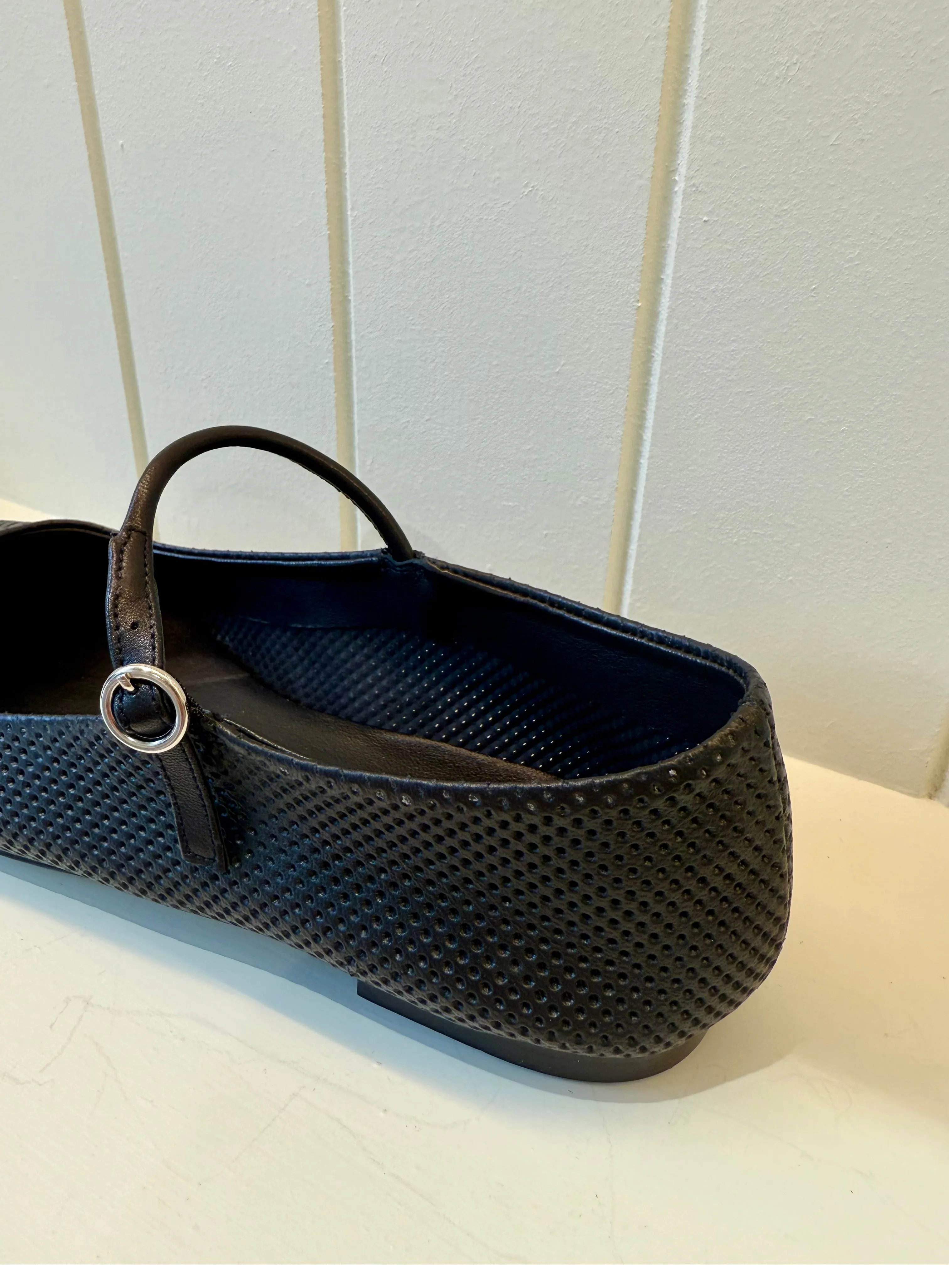 Evita Ballerina - Black