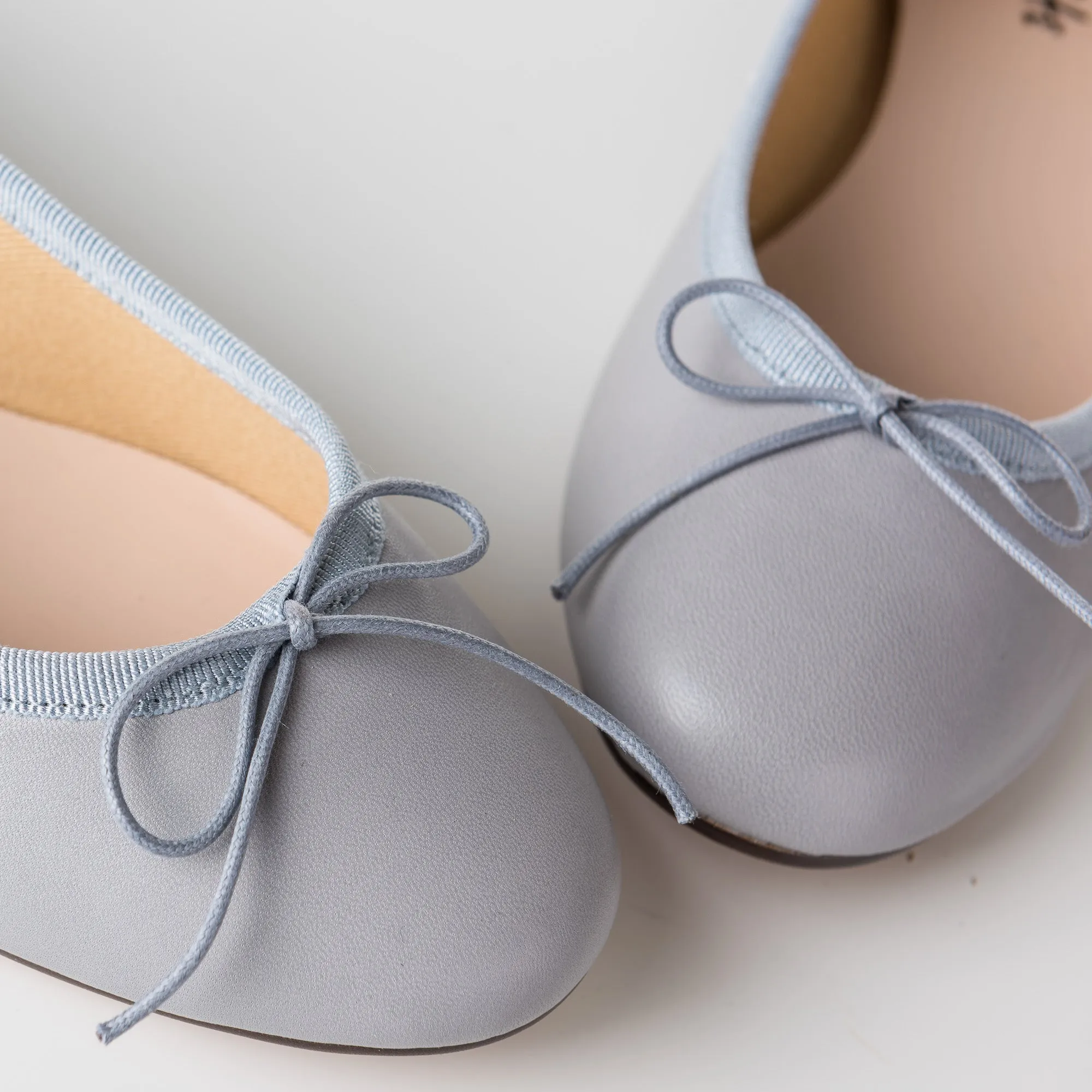 Light gray leather ballet flats