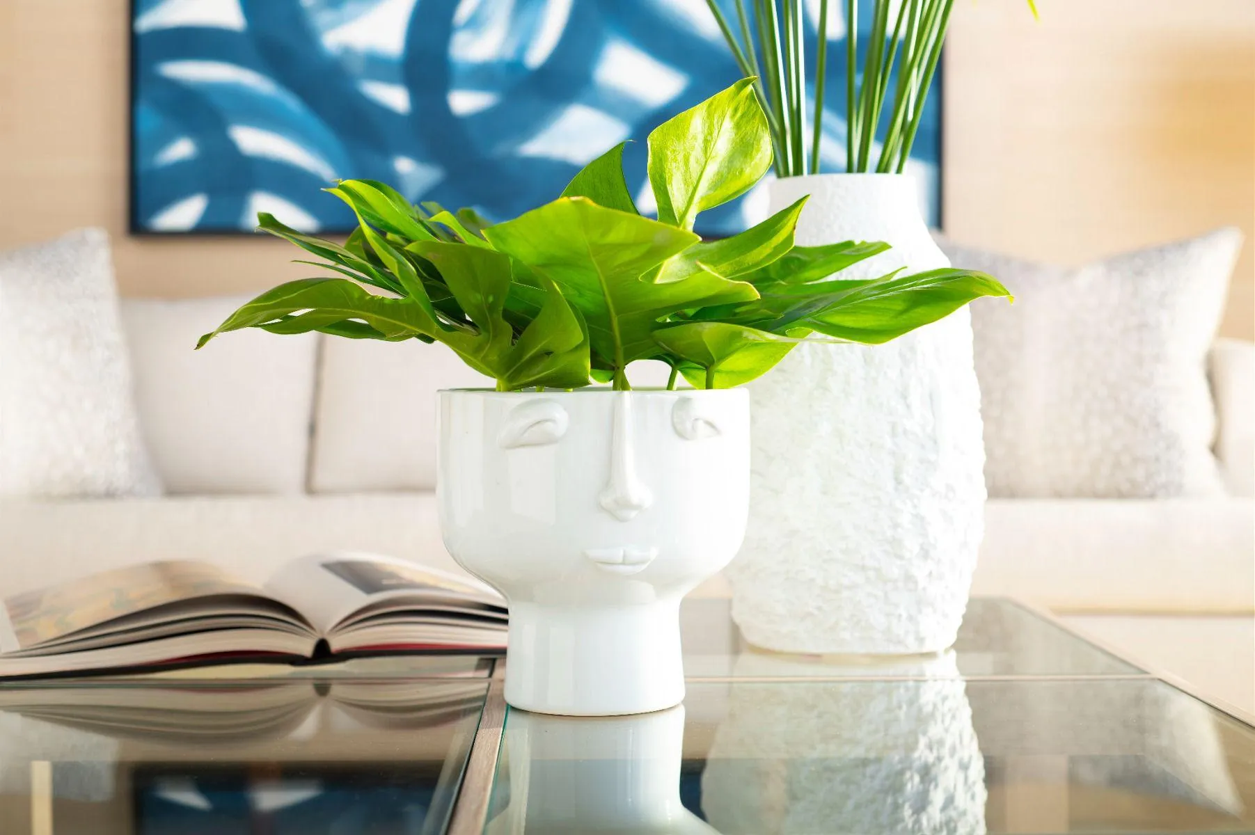 Nico Vase / Cool White